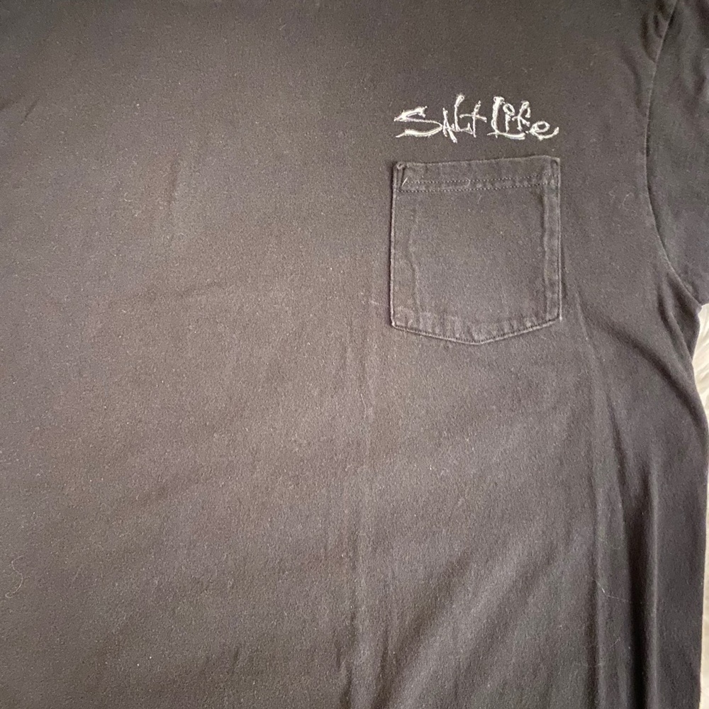 Men’s salt life pocket tee